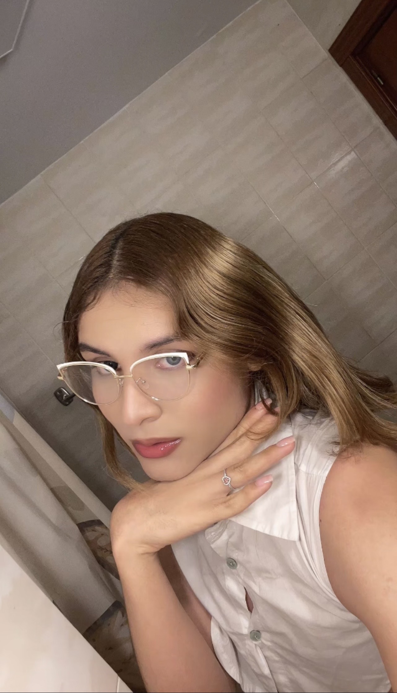 677121967 | EMMA | Transexual