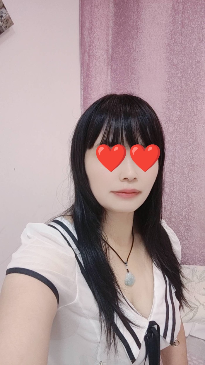 672677123 | SASA | Chica