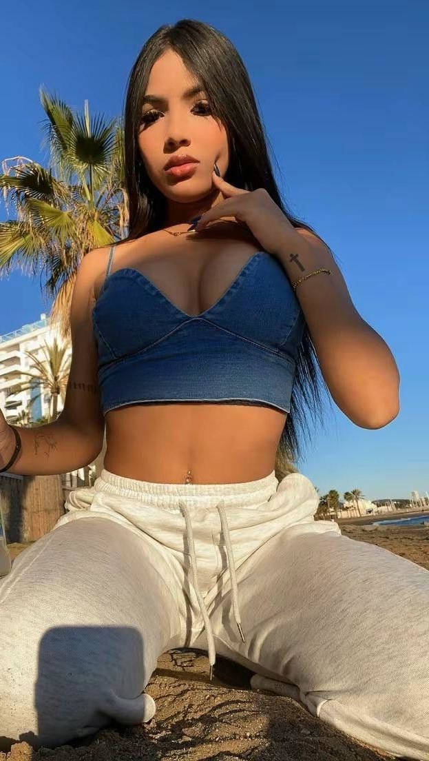 642852921 | NATALIA | Chica