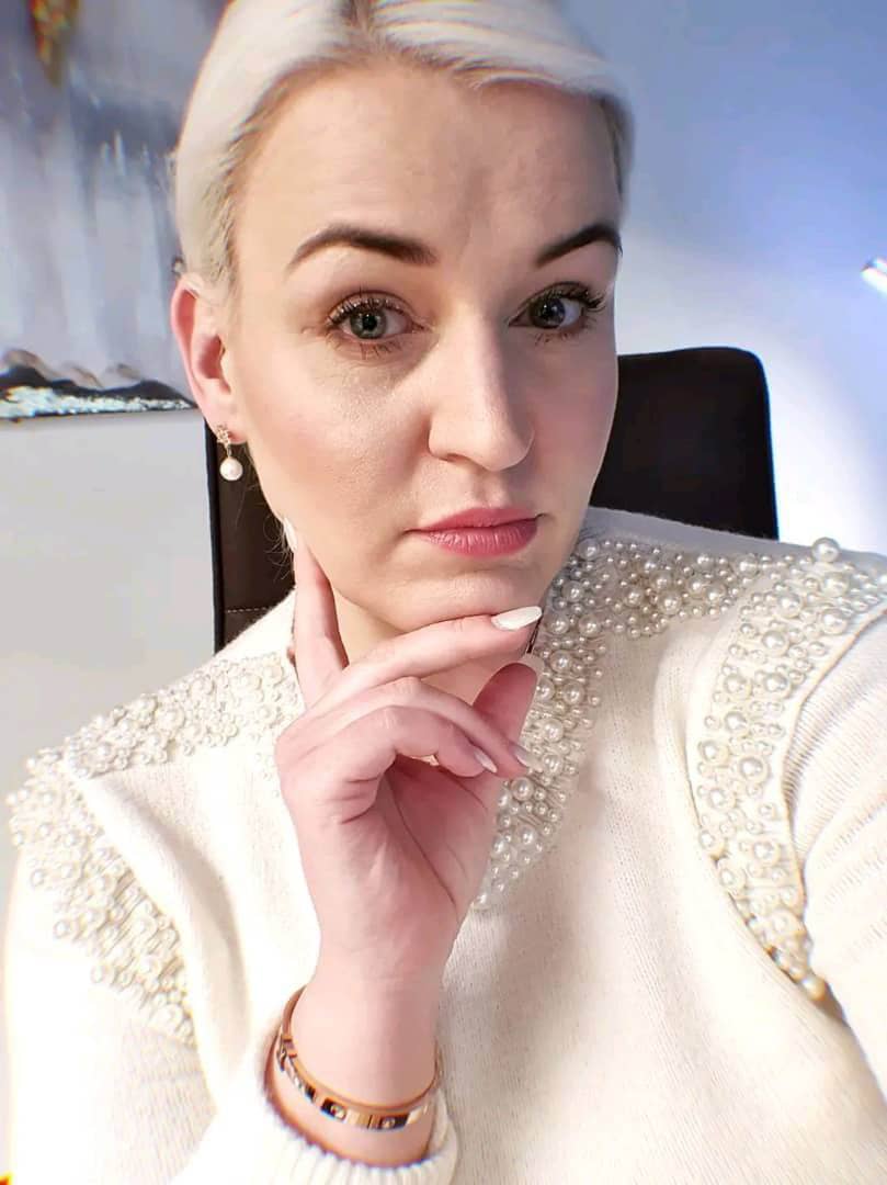 628422860 | ANAIS | Chica