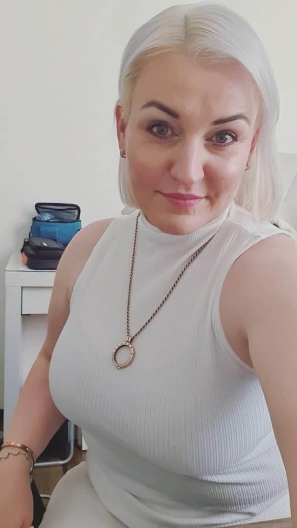 628422860 | ANAIS | Chica