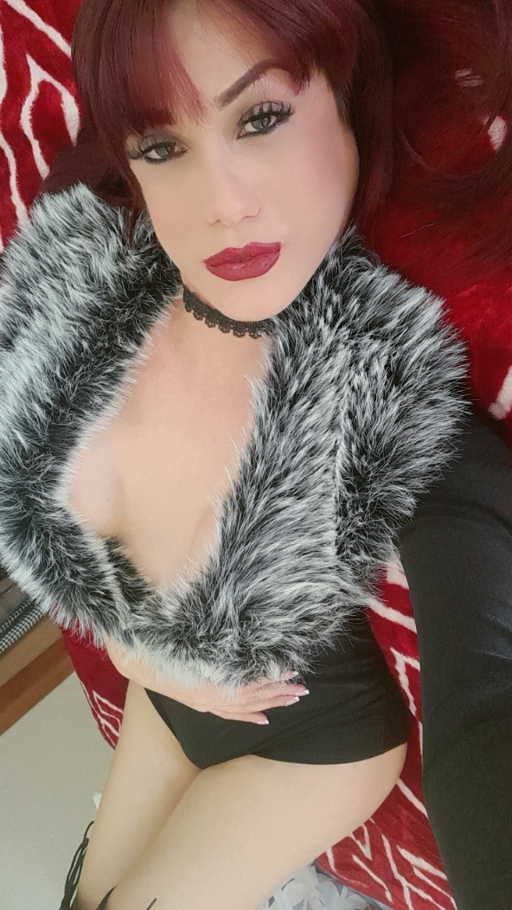 613445969 | JHOANA | Transexual