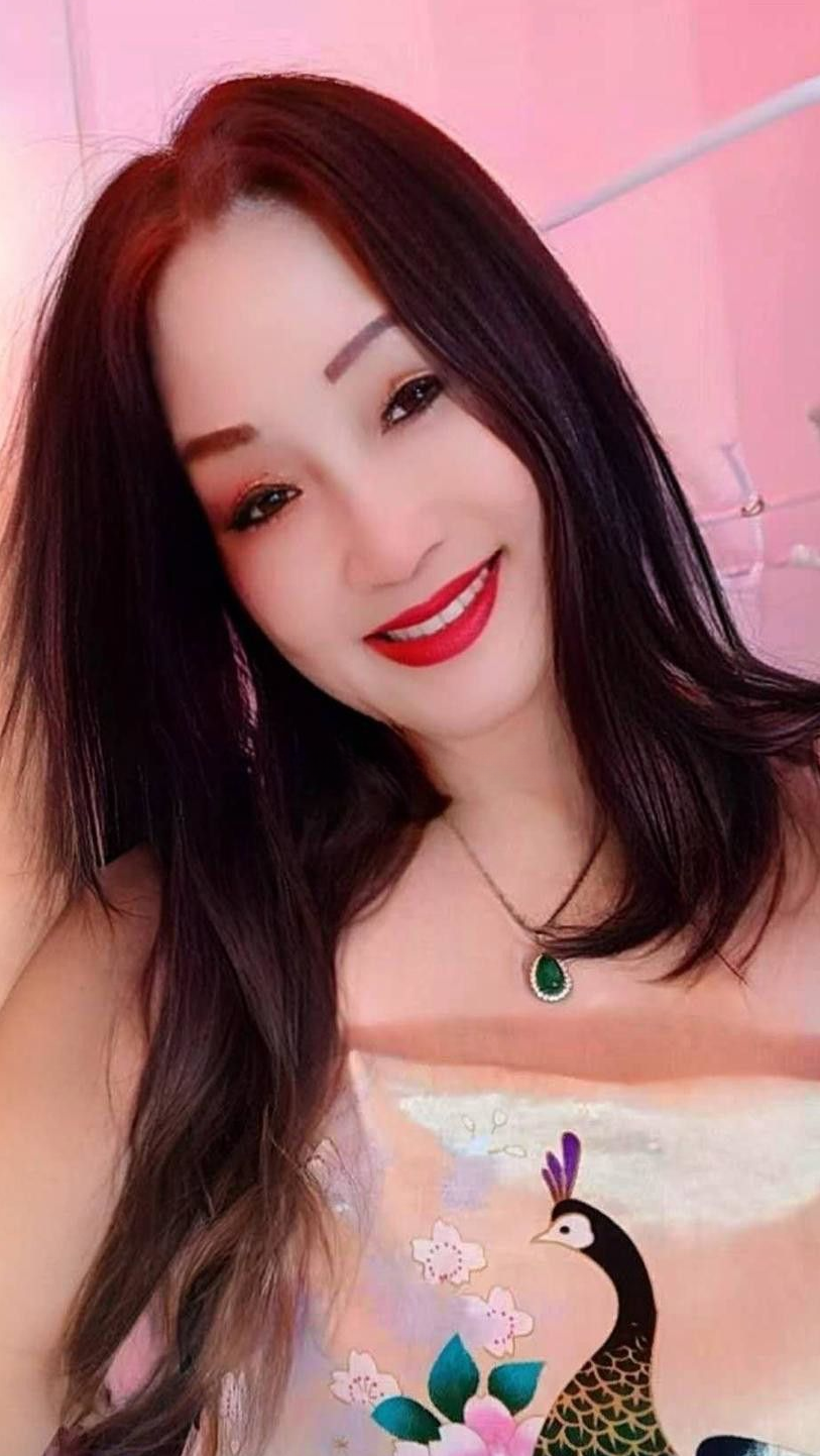 634381283 | FEIFEI | Chica