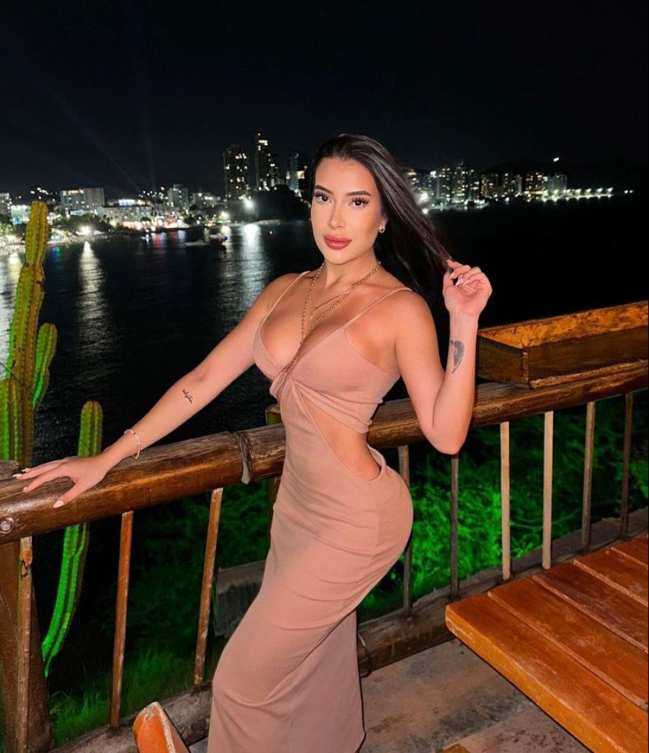 658727748 | SARA | Chica