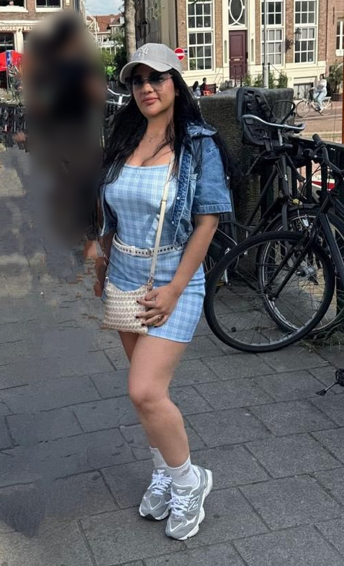 623562502 | KARINA | Chica