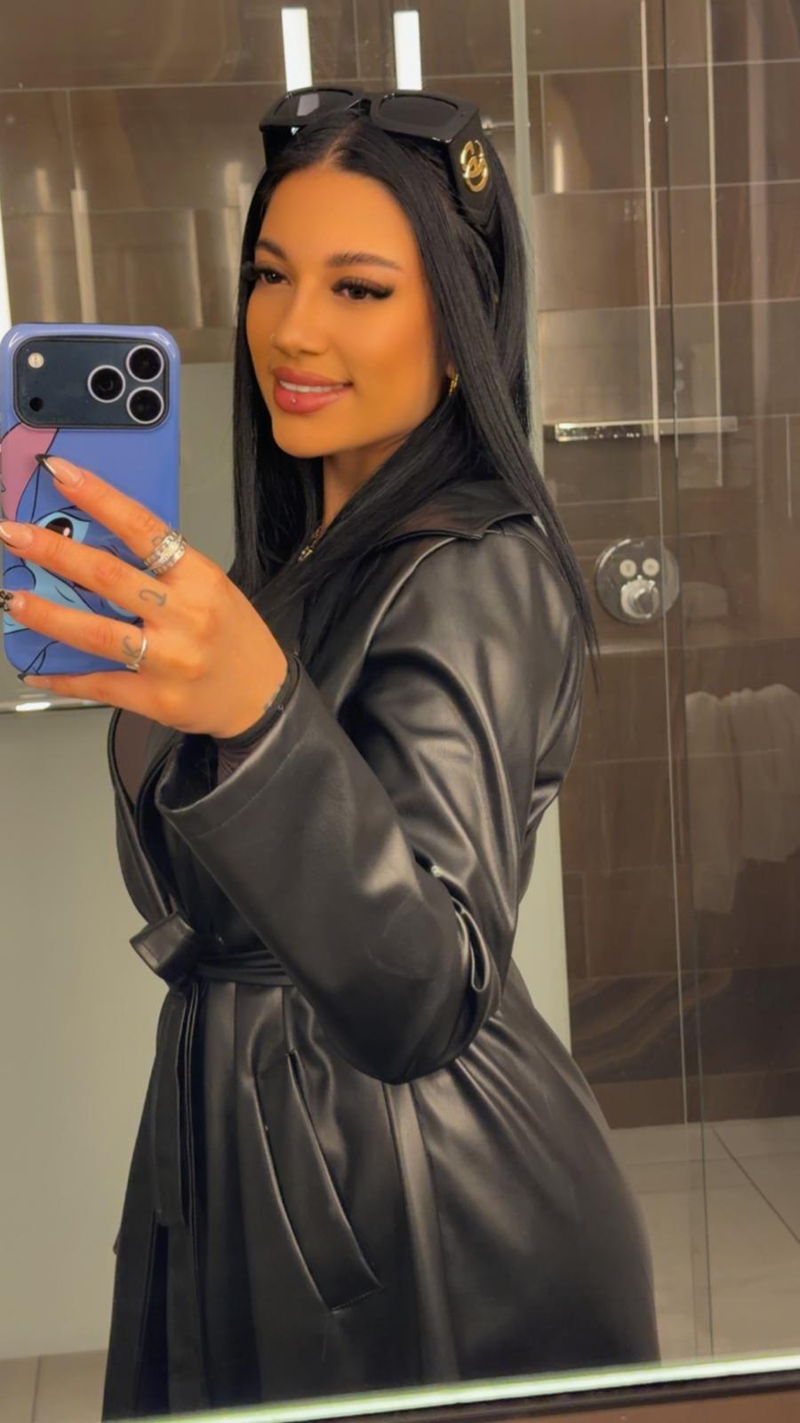 637596351 | LARA | Chica