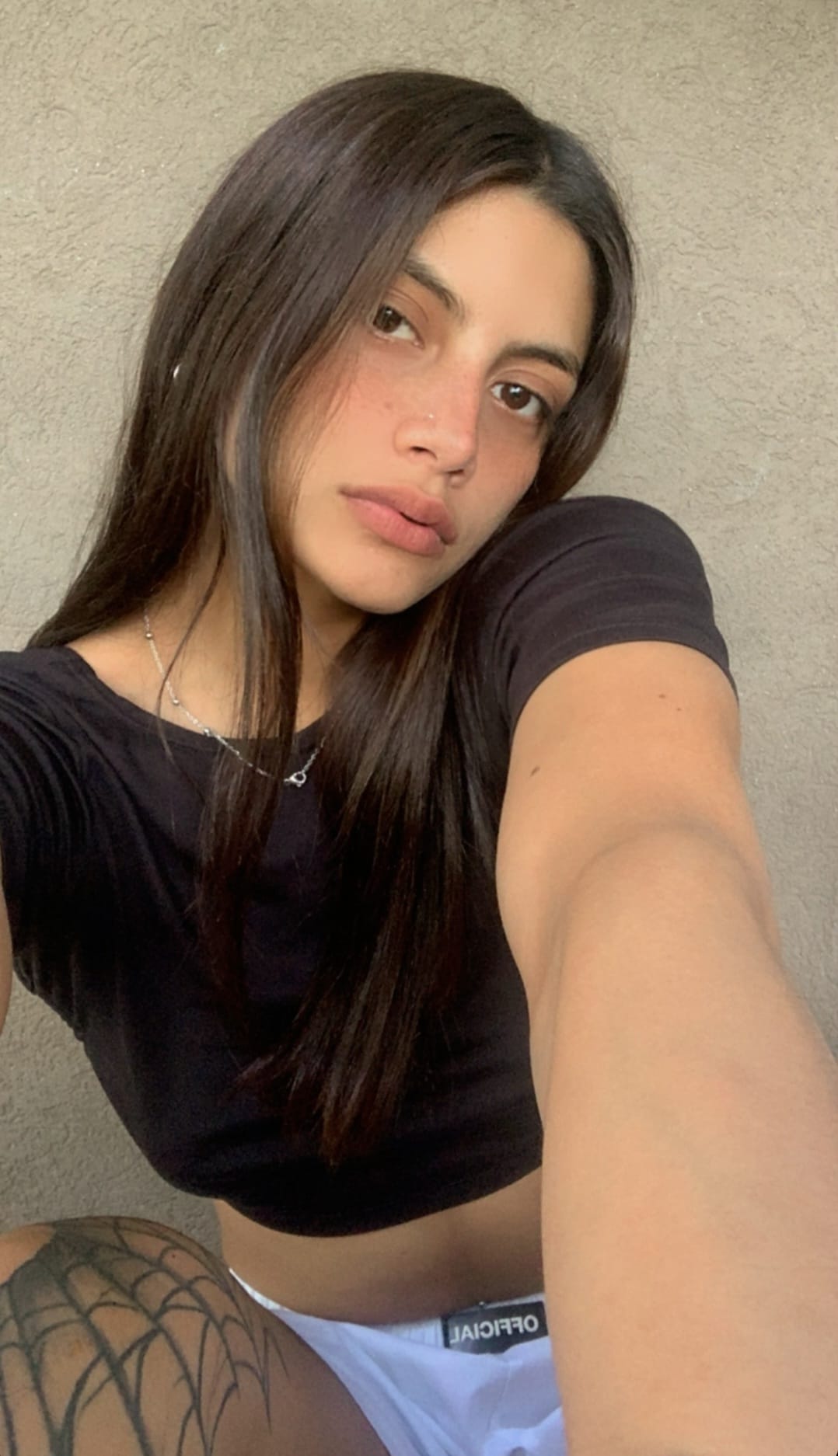 632100932 | ALMA | Chica