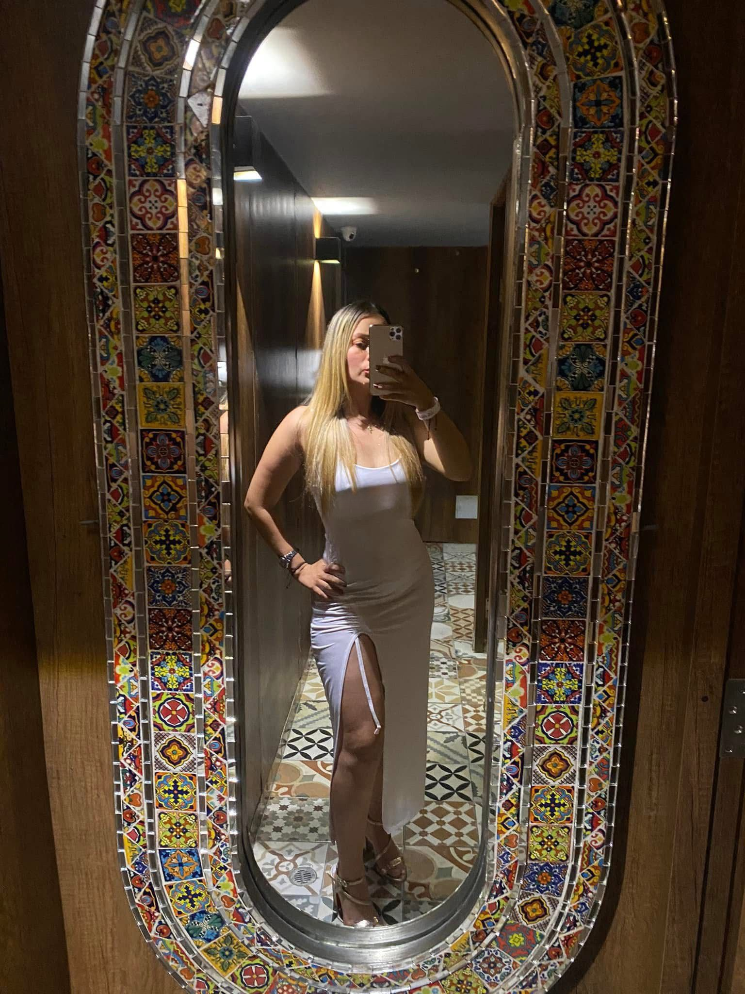 637195456 | MELISA | Chica