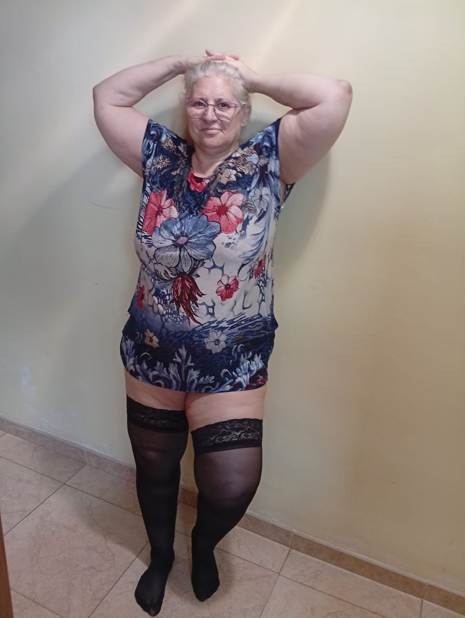 677019711 | MONTSE | Chica