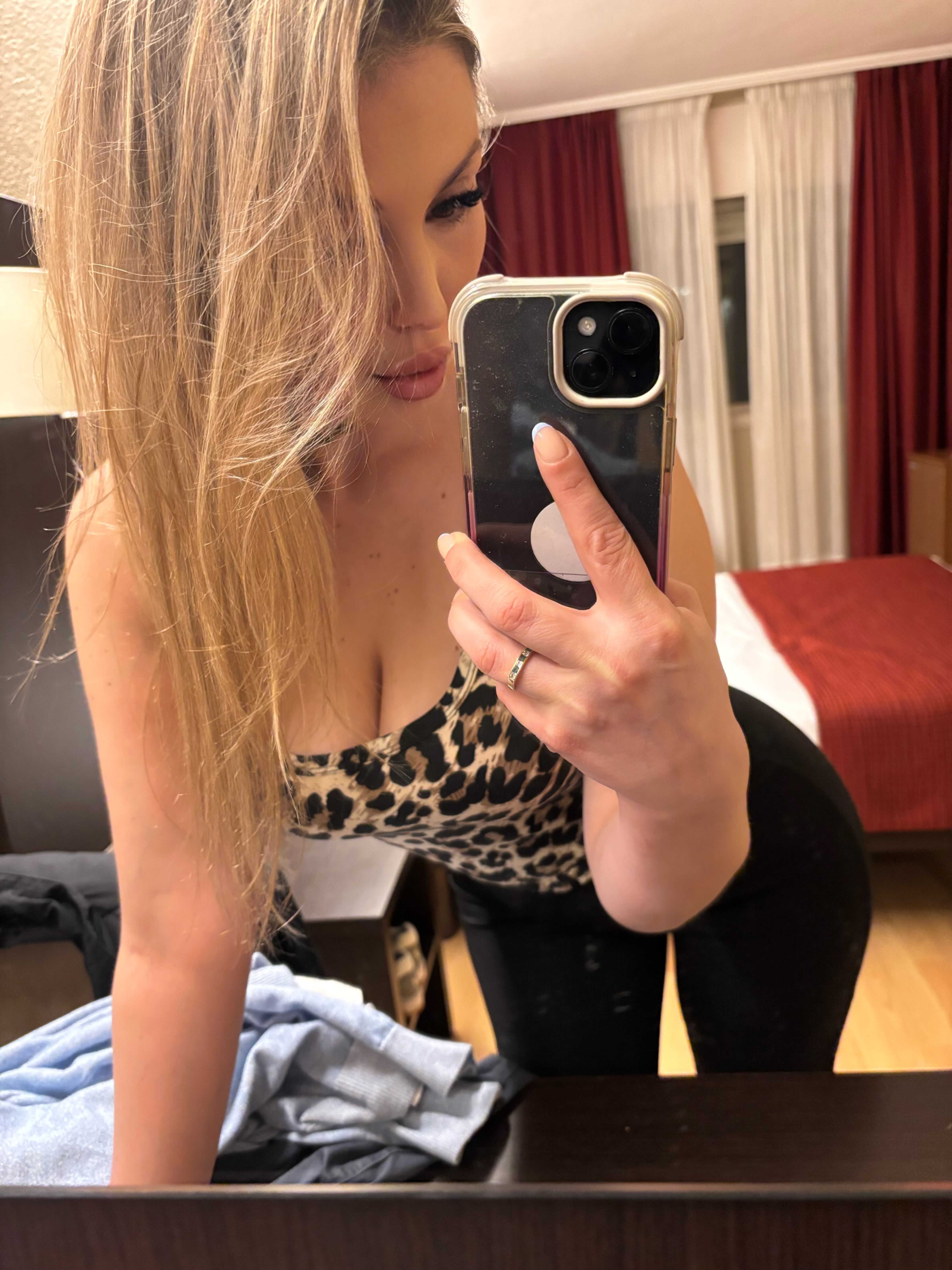 611080619 | HANNAMONTADA | Chica