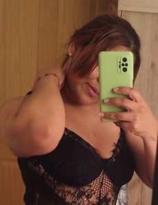 603260712 | LATINA | Chica