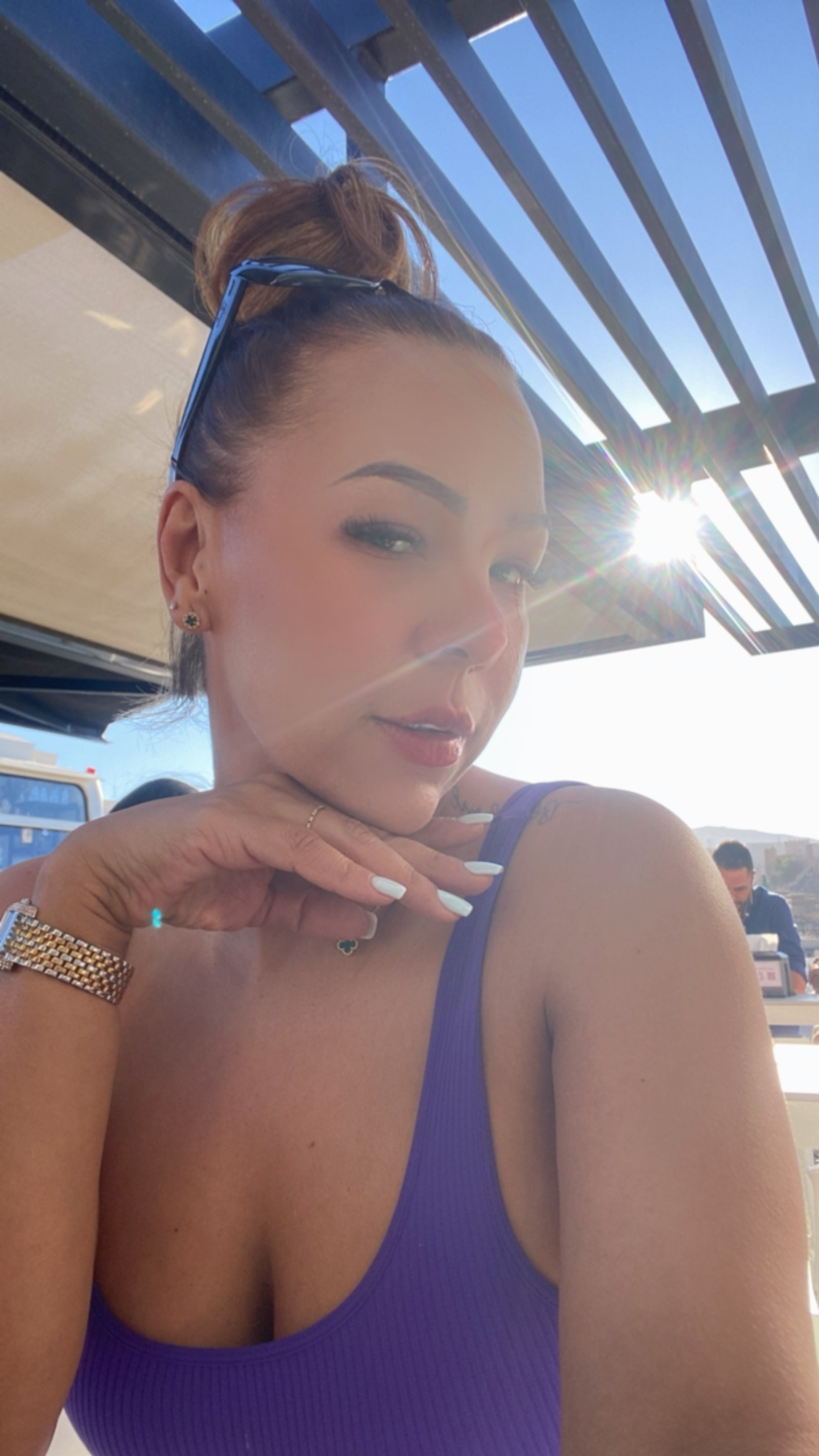 627137800 | KATY | Chica