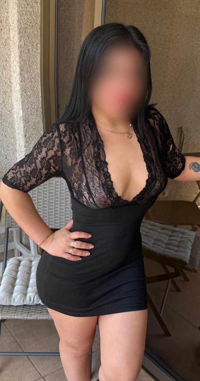 742050619 | MELANY | Chica