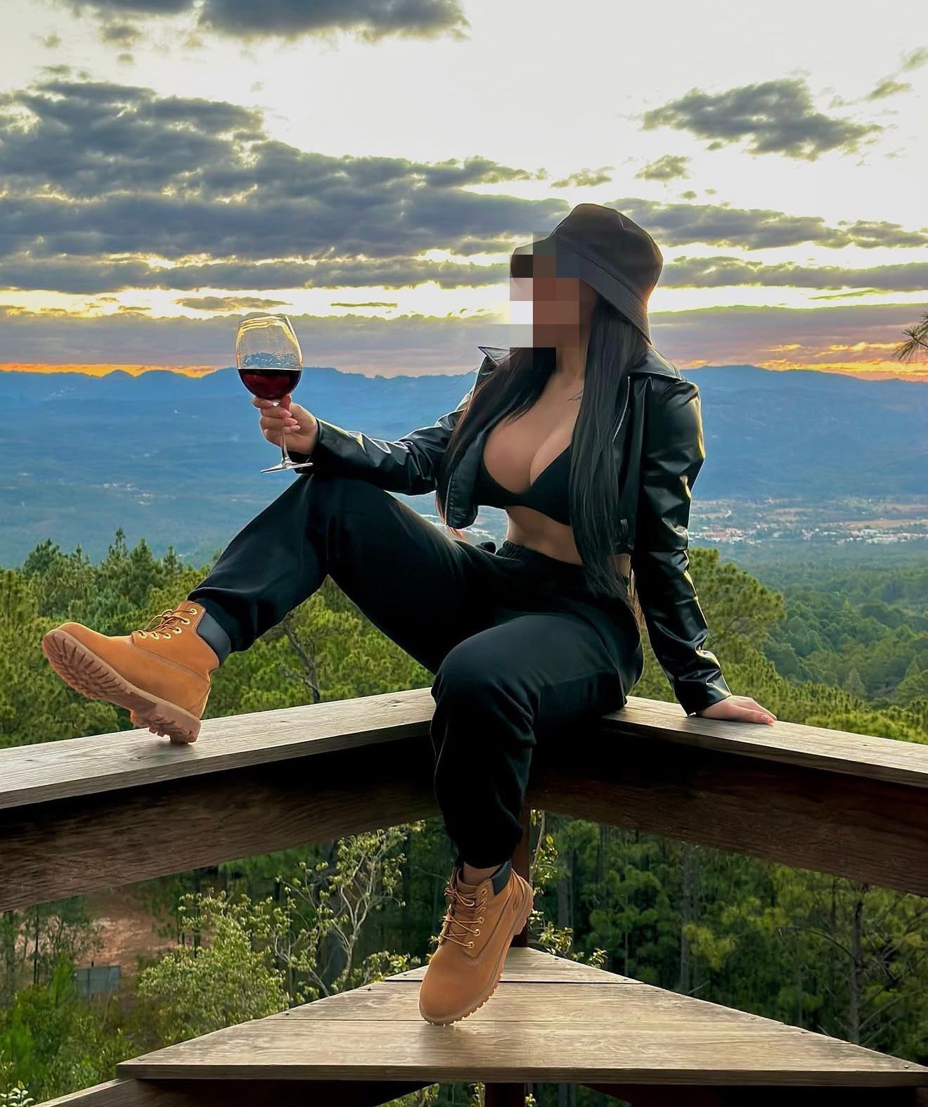 627114131 | LAURA | Chica