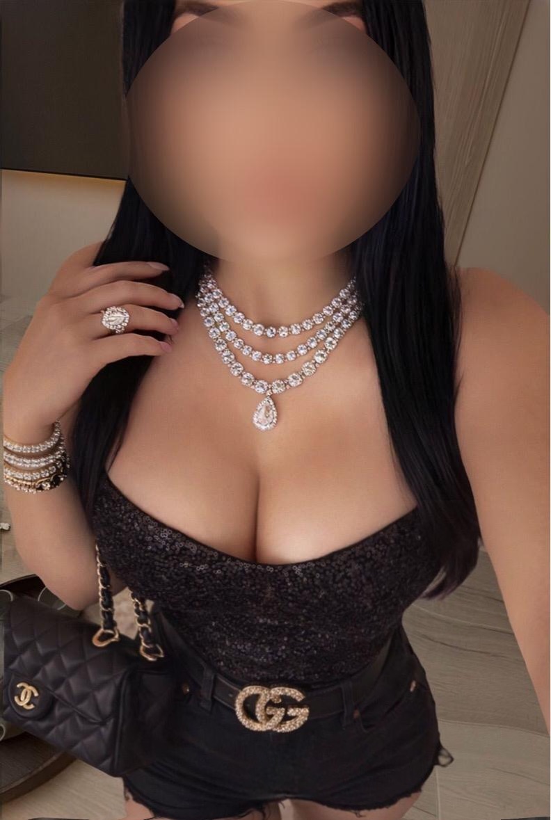 634102558 | AZIZA | Chica