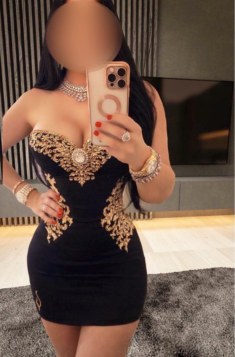 634102558 | AZIZA | Chica