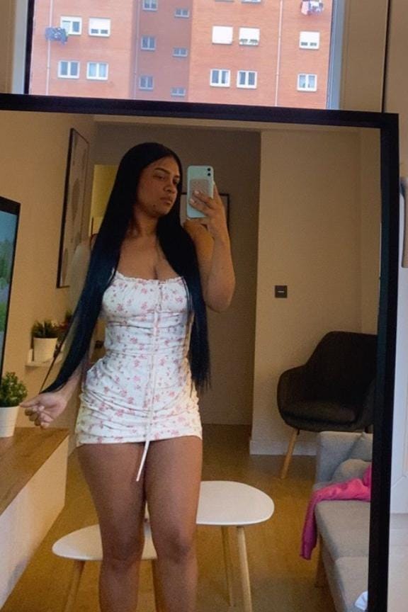 611310598 | DAYANA | Chica