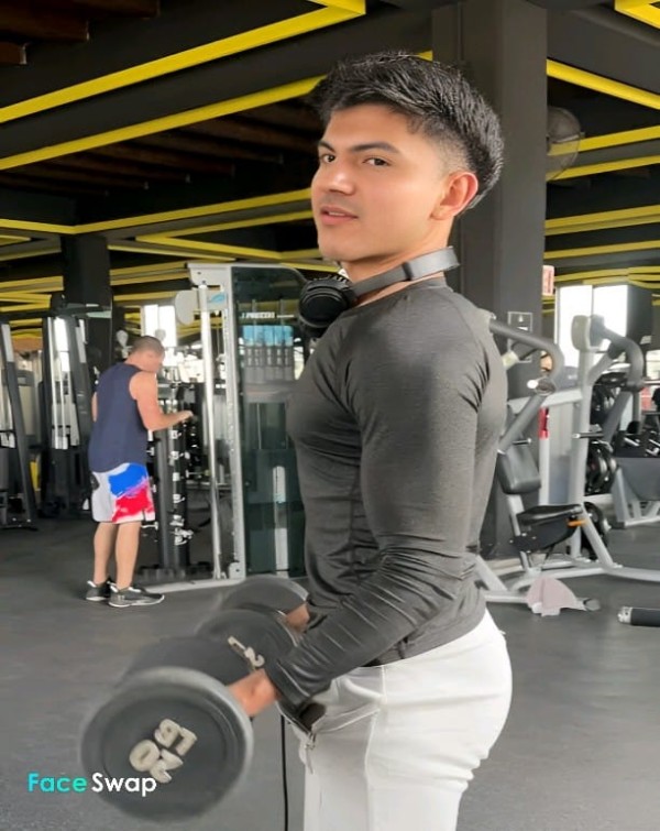 614906978 | CARLOS | Chico