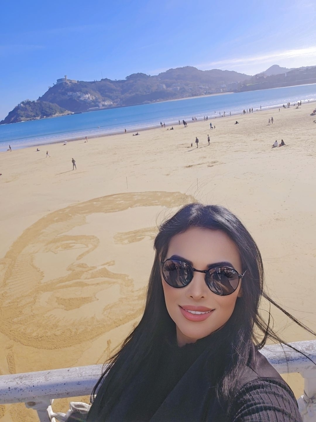 632857598 | VIOLETA | Chica