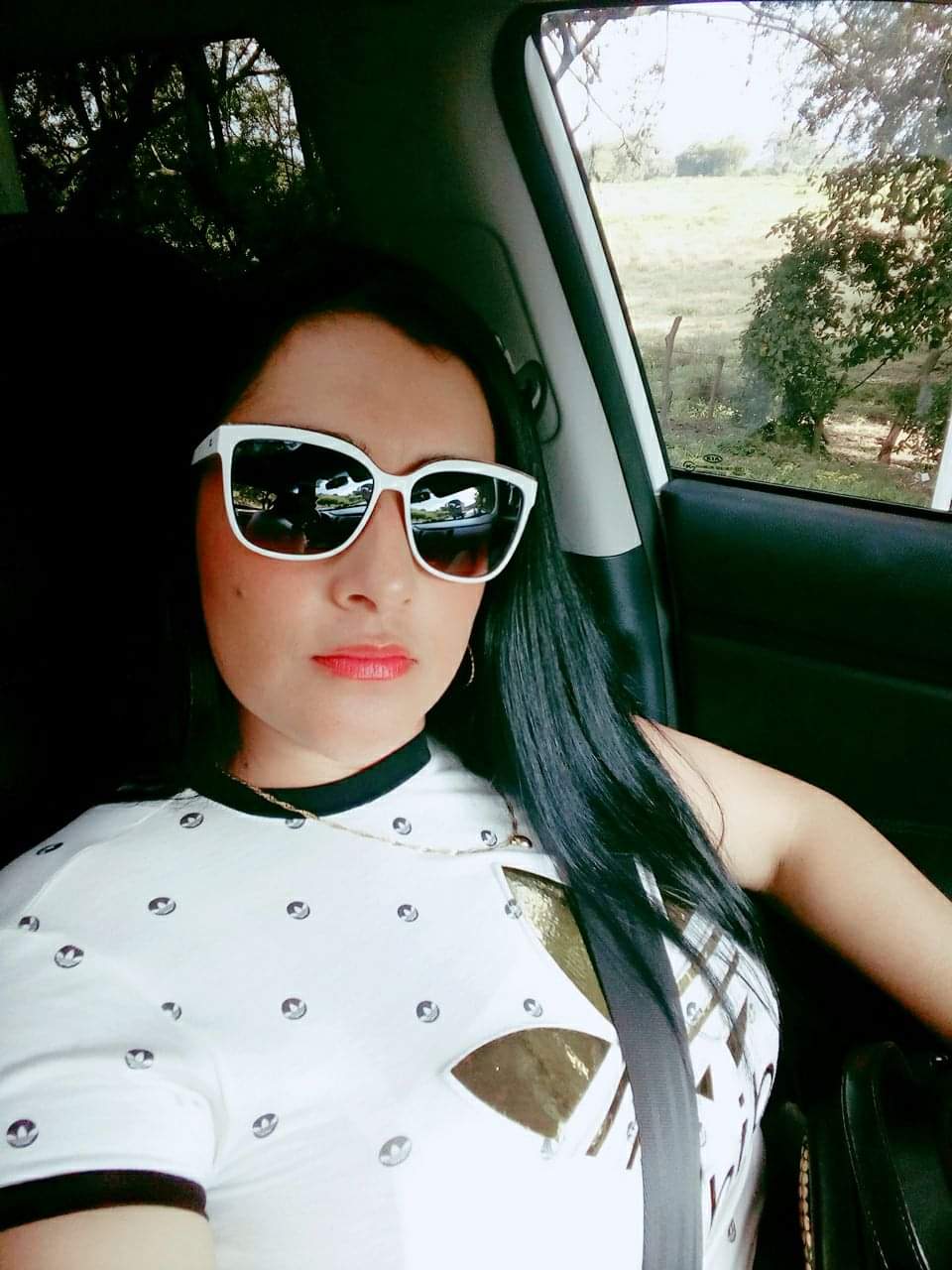 632238740 | DANIELA | Chica