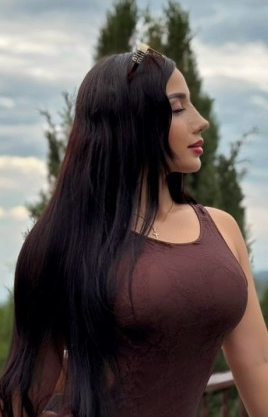 614227247 | KATA | Chica