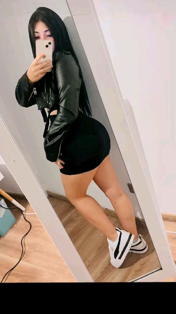 613619891 | ROXY | Chica