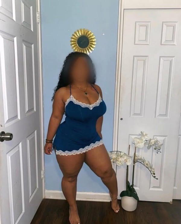 663194829 | PALOMA | Chica