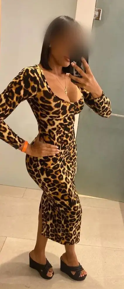 697960383 | JAZMIN | Puta