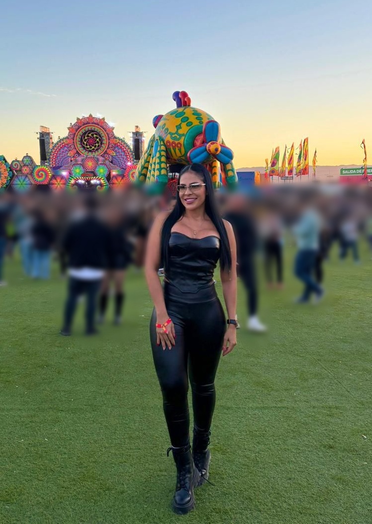 659725763 | SOFíA | Chica