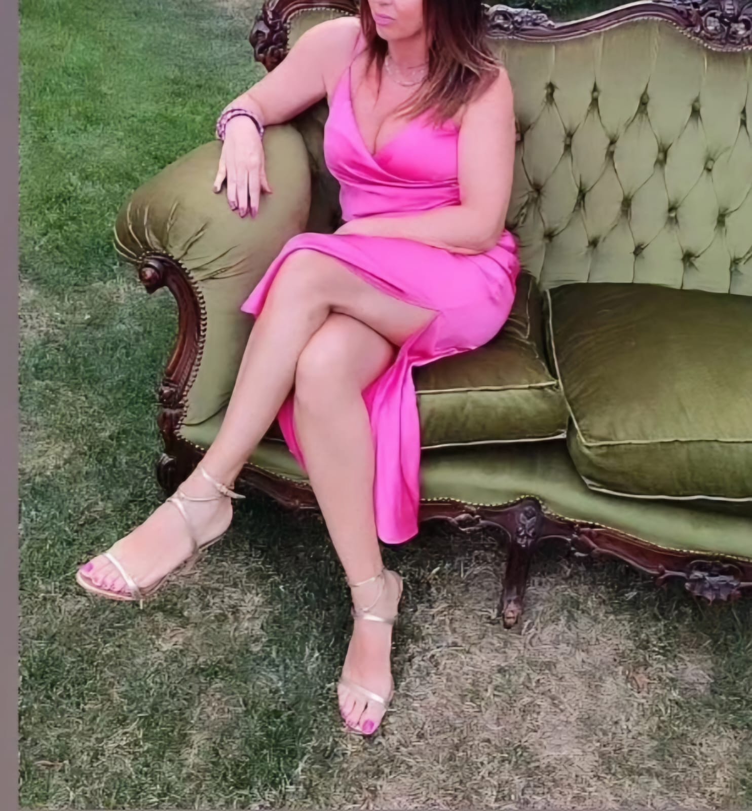 613882978 | ANGELA | Chica