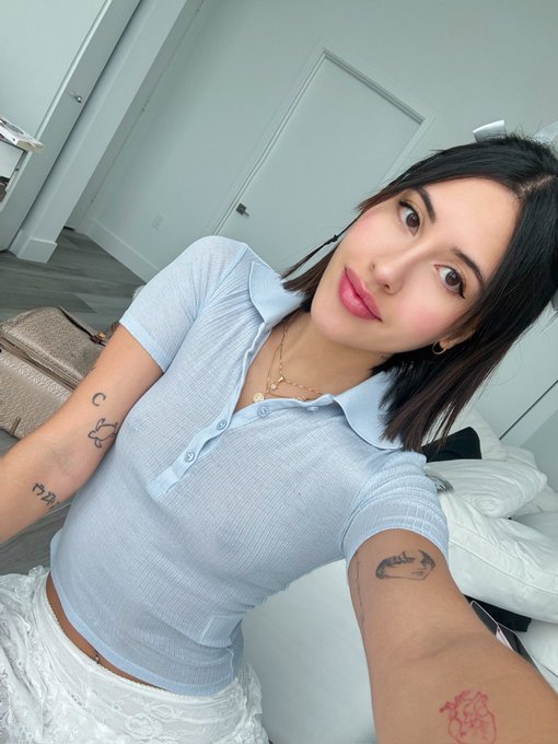 681034577 | MARIE | Chica