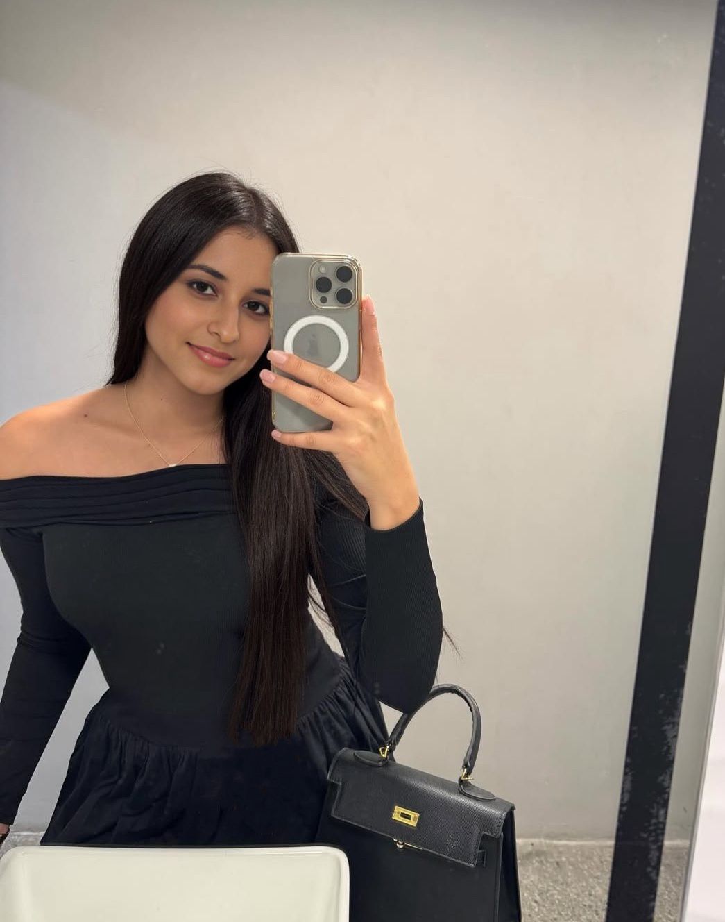 622333946 | CATALINA | Chica