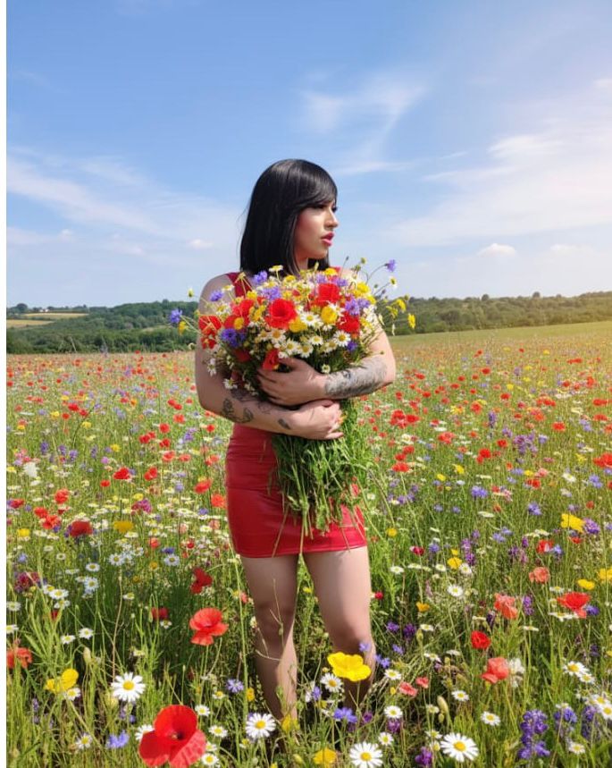 641369362 | PAOLA | Transexual