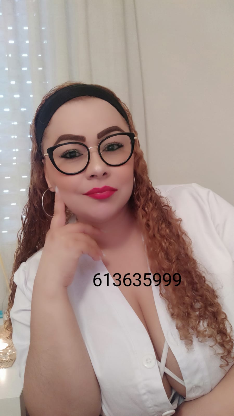 613635999 | SOL | Chica