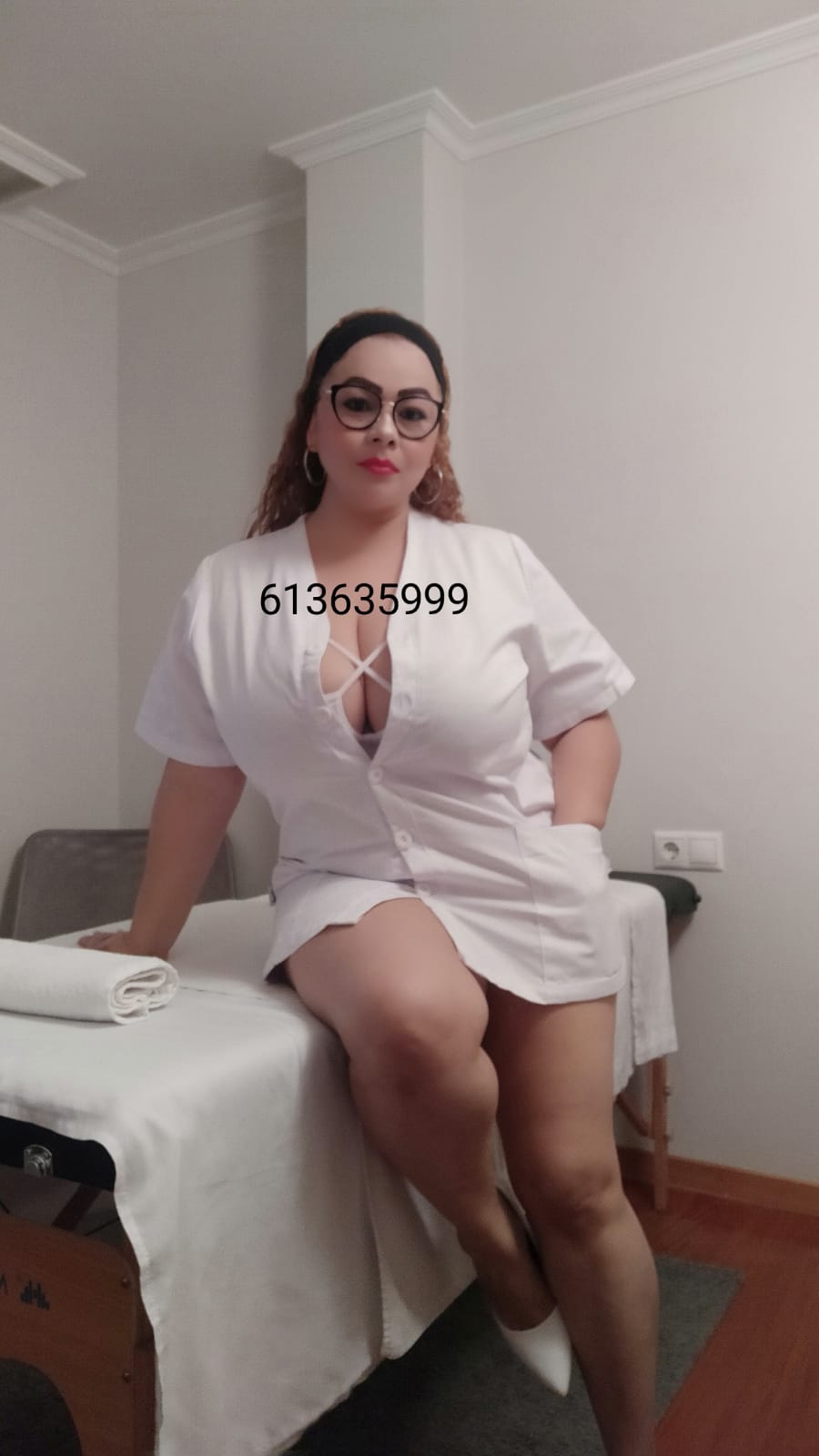 613635999 | SOL | Chica