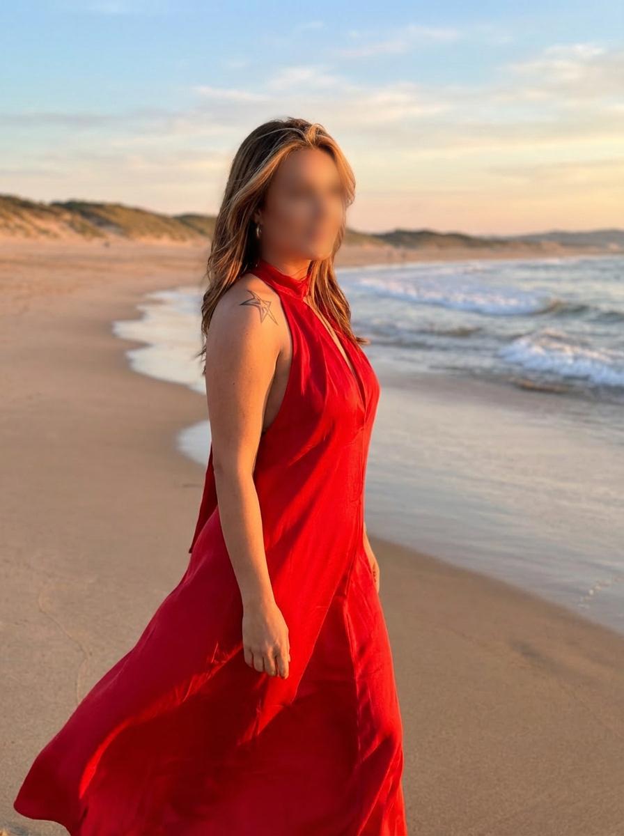 613452757 | AKIRA | Chica