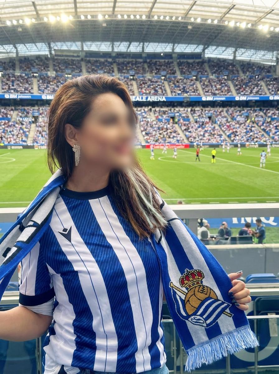 613452757 | AKIRA | Chica