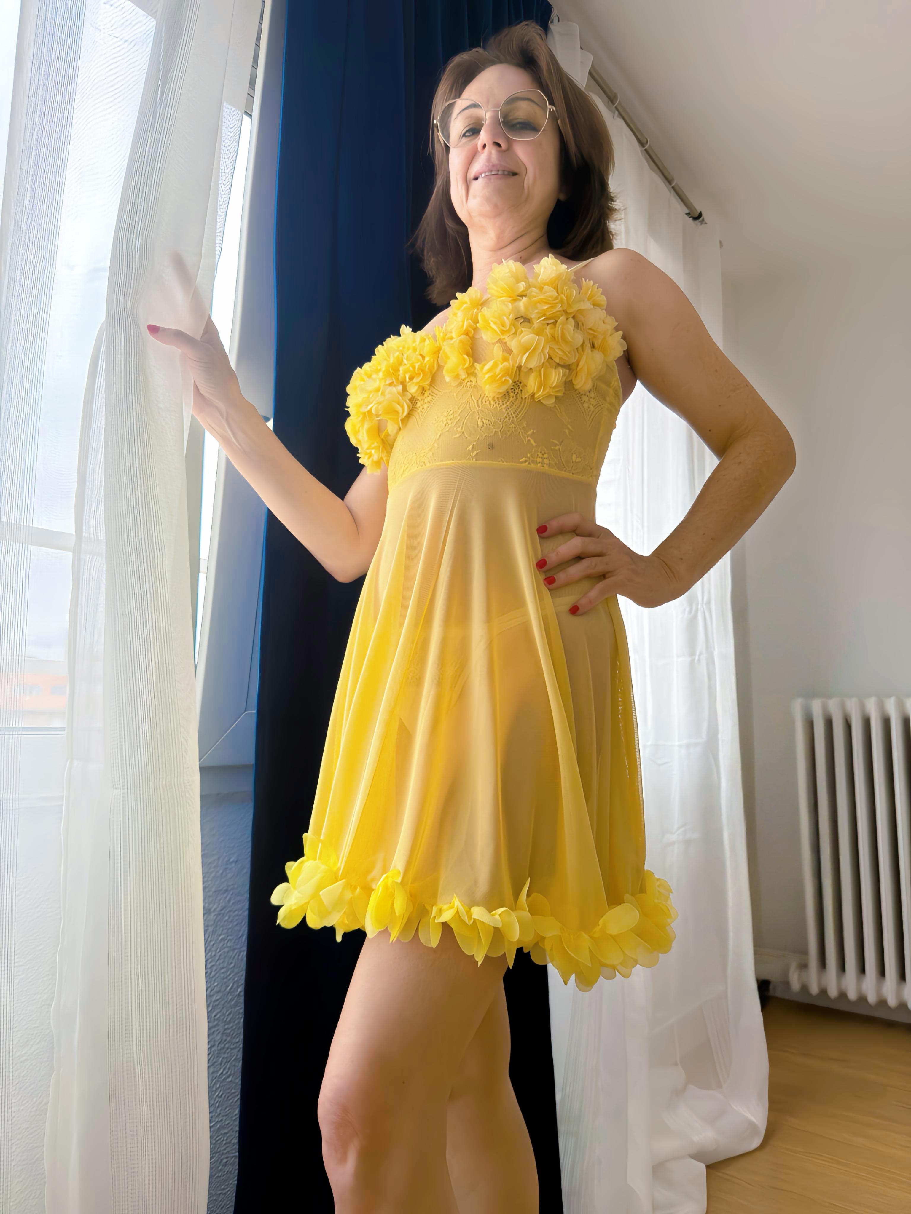 647610497 | DEBORA | Chica