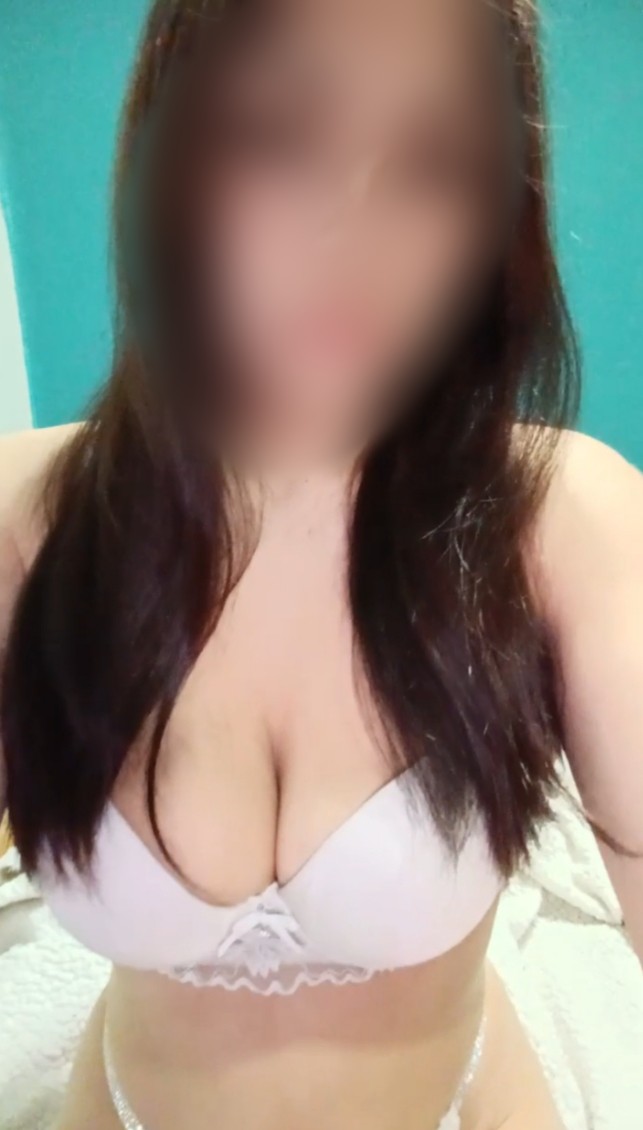 613717728 | CATALINA | Chica