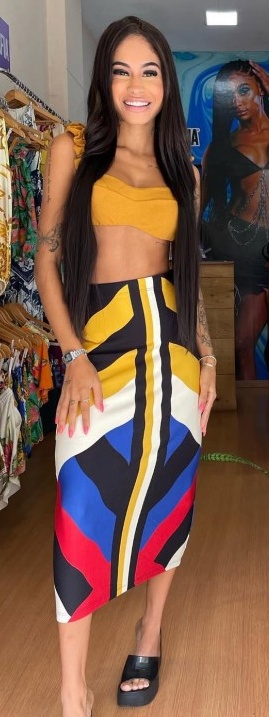 641422817 | LUA | Chica