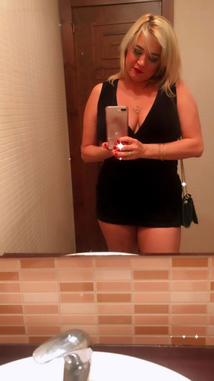 692895419 | SINDY | Chica