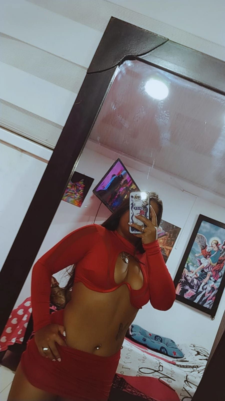 637757933 | XIMENA | Chica