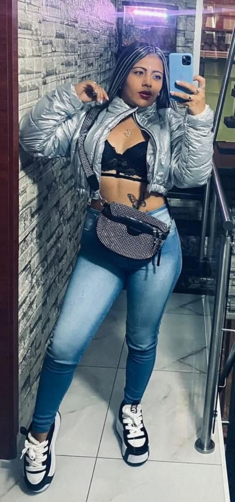 637757933 | XIMENA | Chica