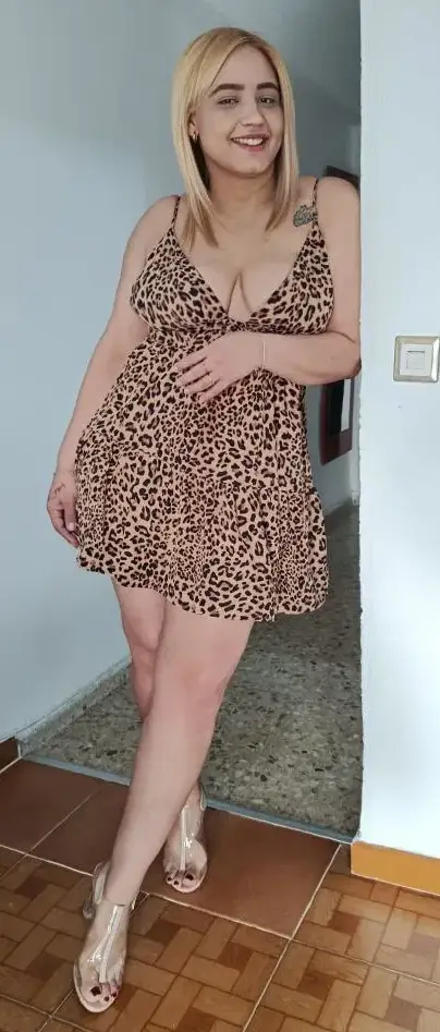 697958128 | CAMILA | Chica