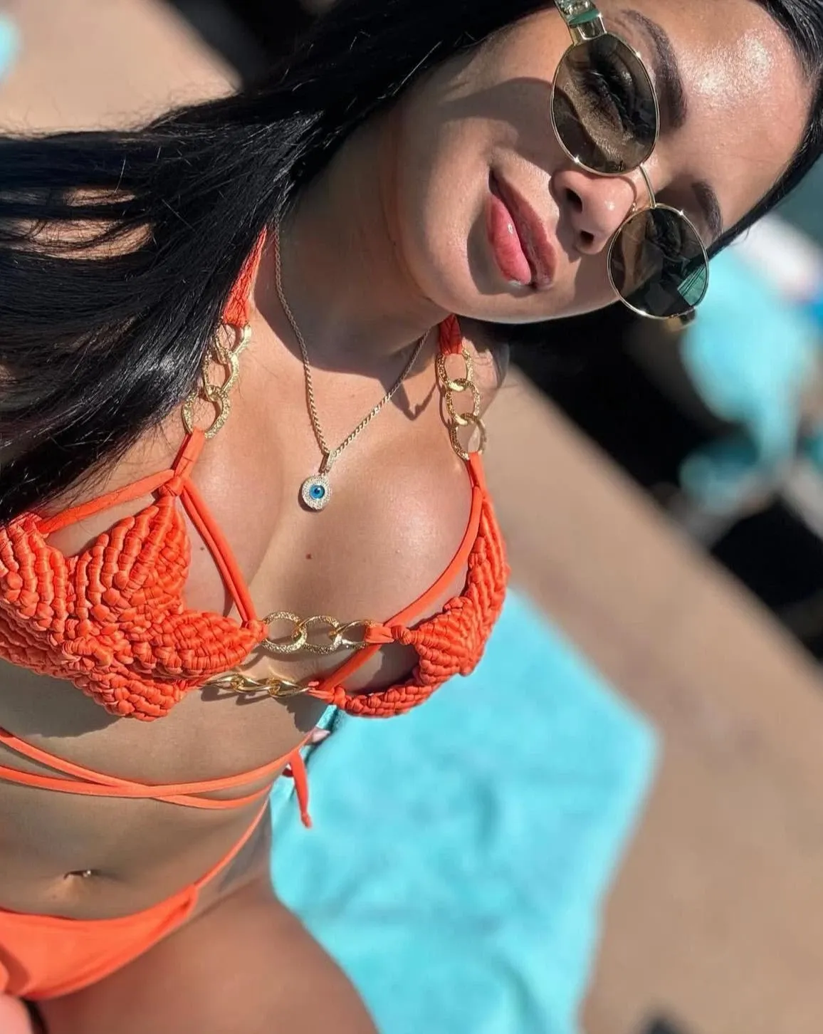 658693587 | DANIELA | Chica