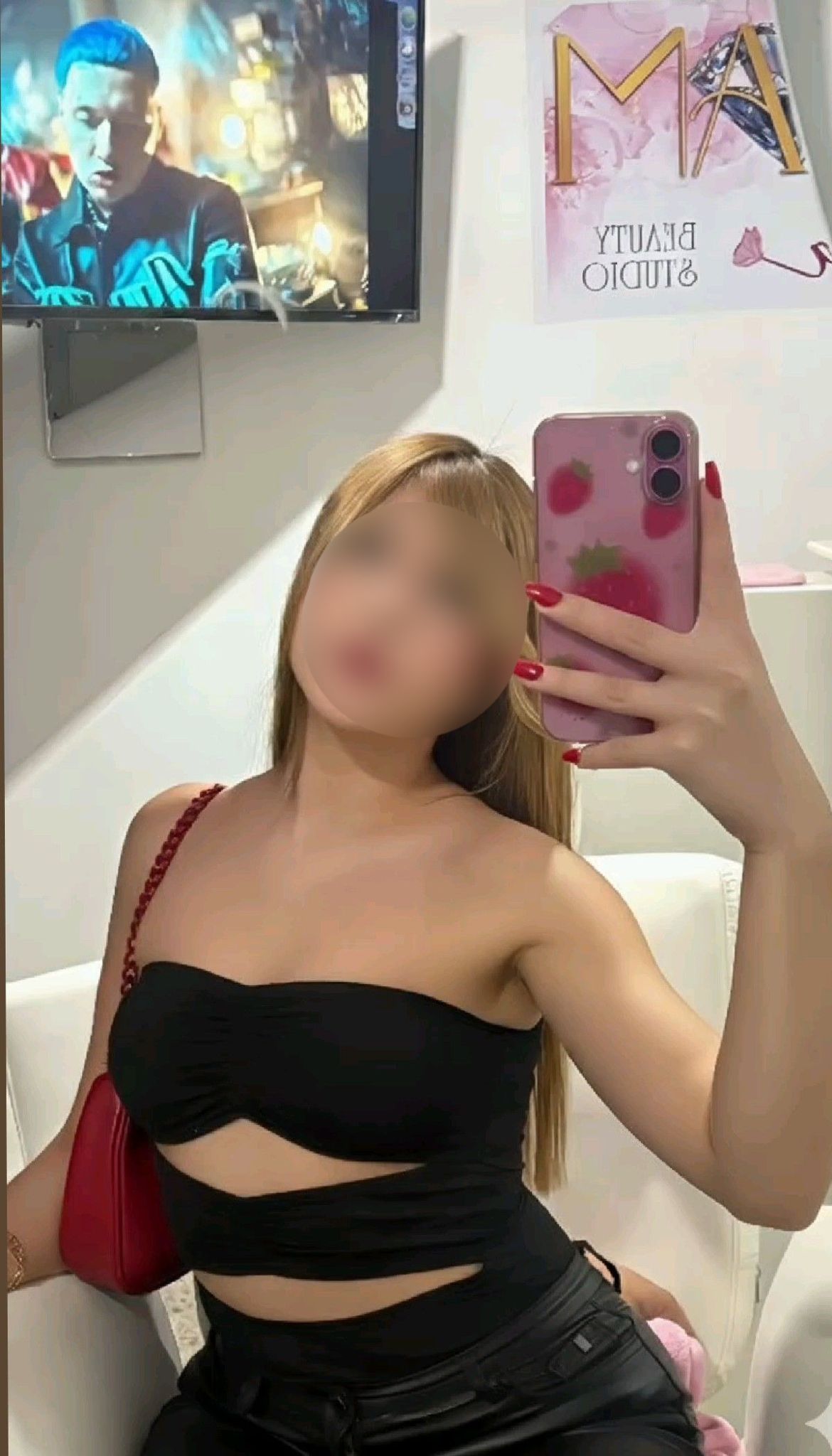602735629 | MAIA | Chica