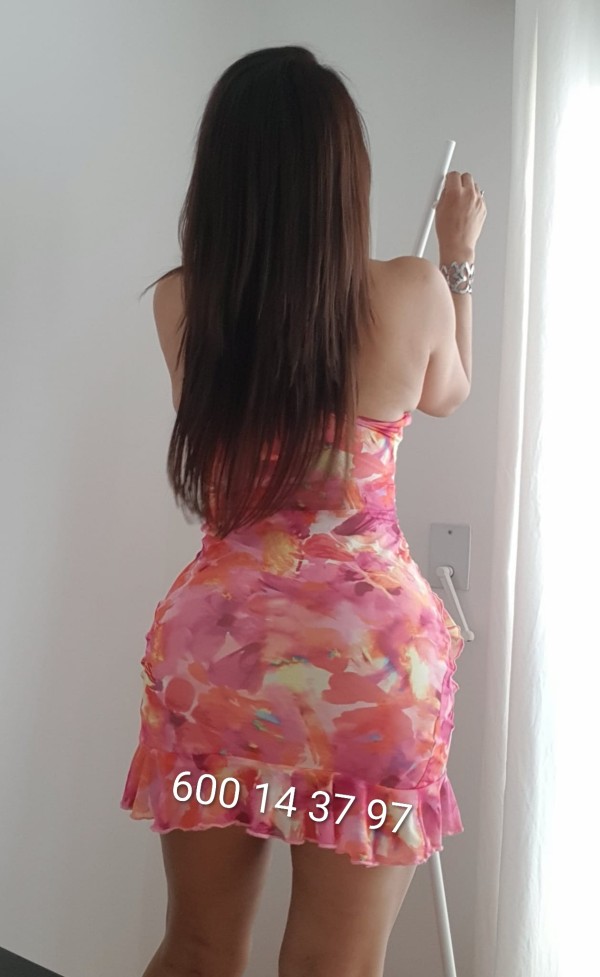 600143797 | KAROL | Chica