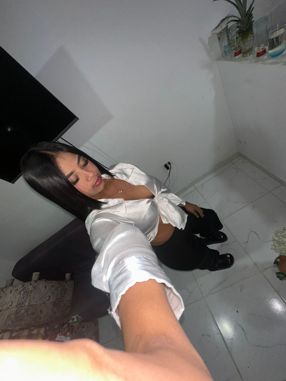 604249229 | BRIANA | Chica