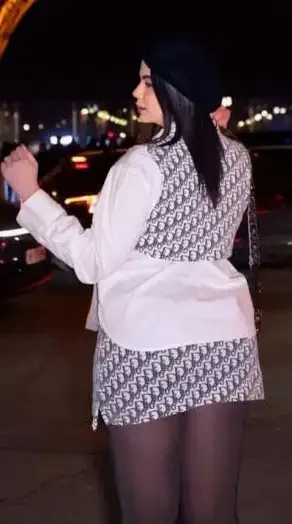 673503702 | LAURA | Chica