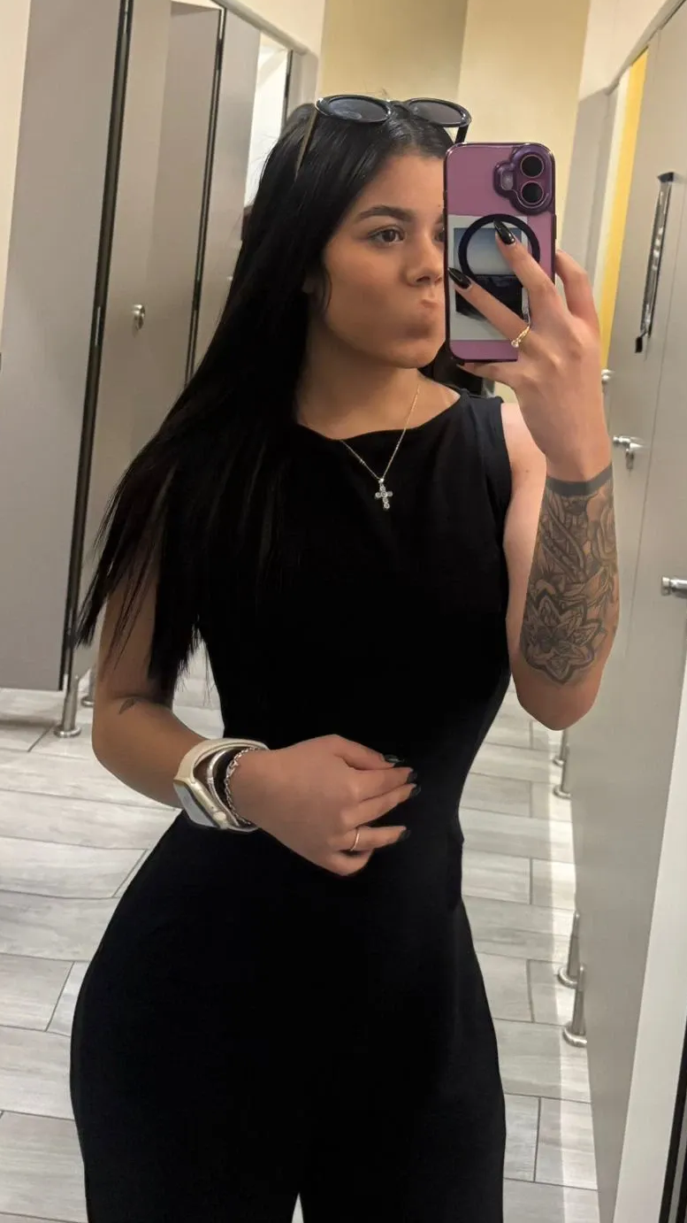 609913183 | VIOLETA | Chica